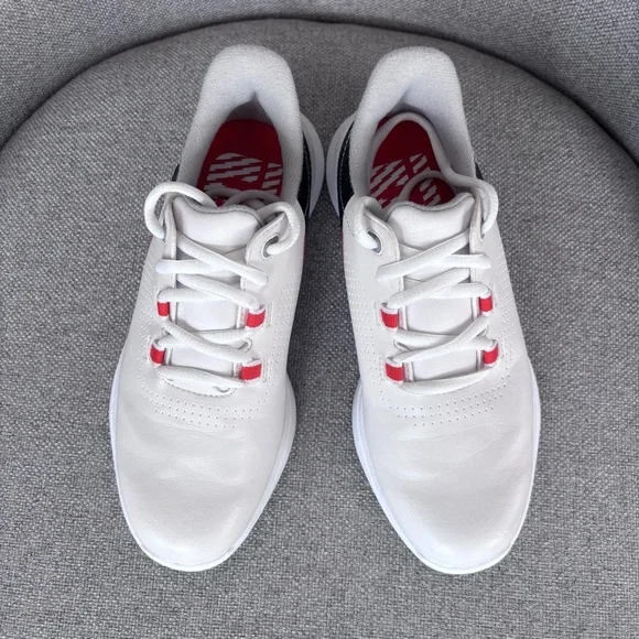 FootJoy Fuel Junior Unisex White Spikeless Athletic Golf Shoes Kids Size 1 - Picture 6 of 11